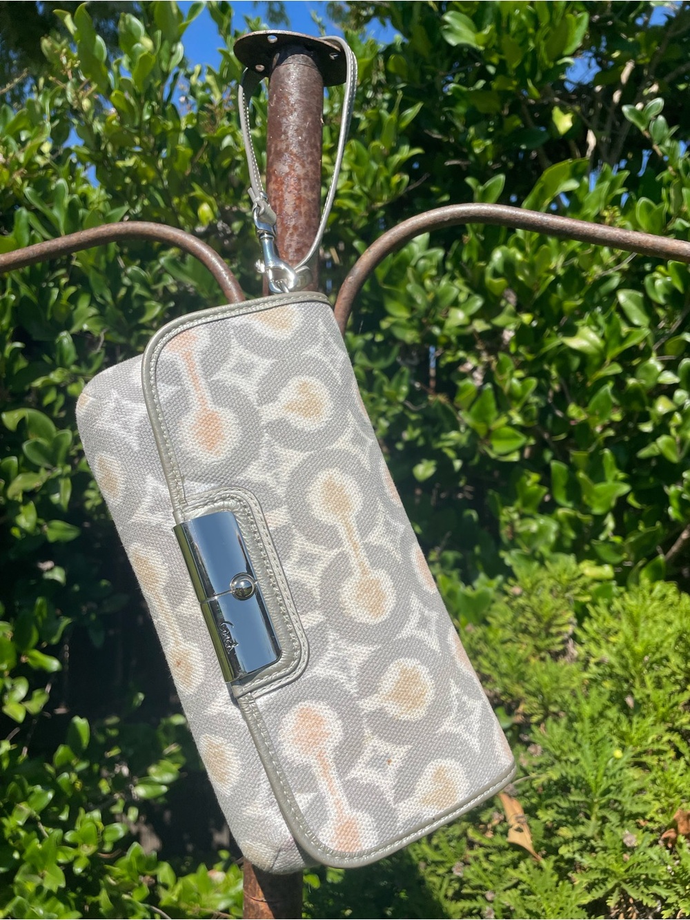 Coach Poppy Ikat Print Wallet Clutch Wristlet Gray Blush Metallic Trim Matching